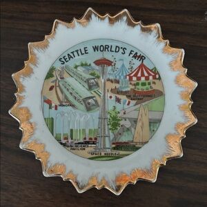 Vintage 1962 Seattle World's Fair Souvenir Plate, fair scenes, gold edge, 6”
